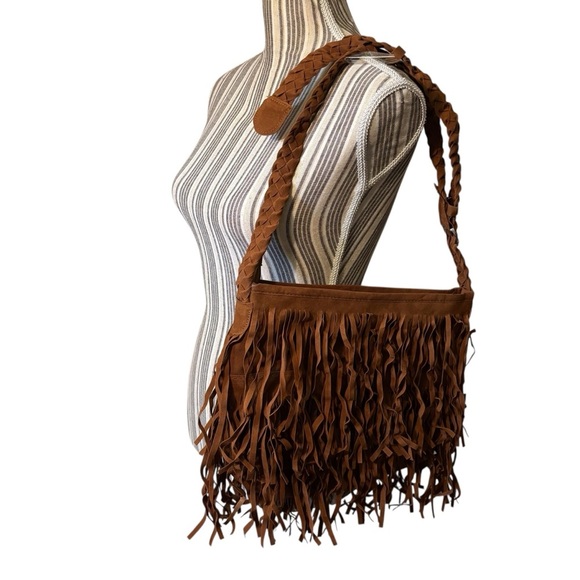 Shoulder Bag Fringe Camel Brown Suede-like material Soft Like New - Picture 2 of 14